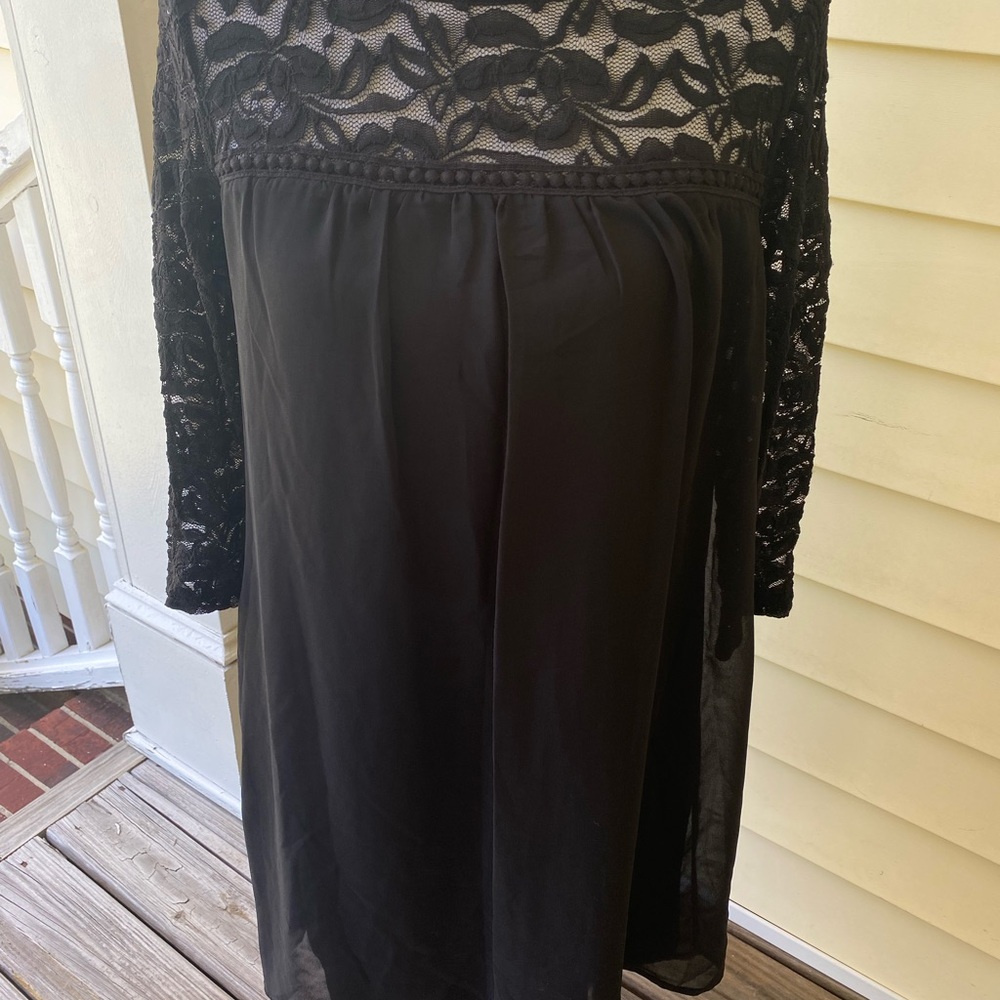 A.UW. Elegant Black Lace Dress size 8